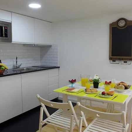 Alfama 44 Апартаменты *