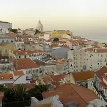 Alfama 44 Апартаменты *